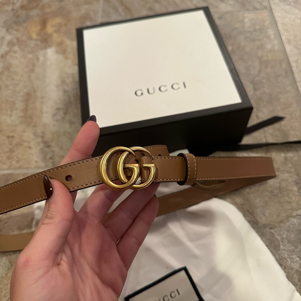 Gucci Brown Leather Belt with Gold GG Buckle - Picture 4 of 4